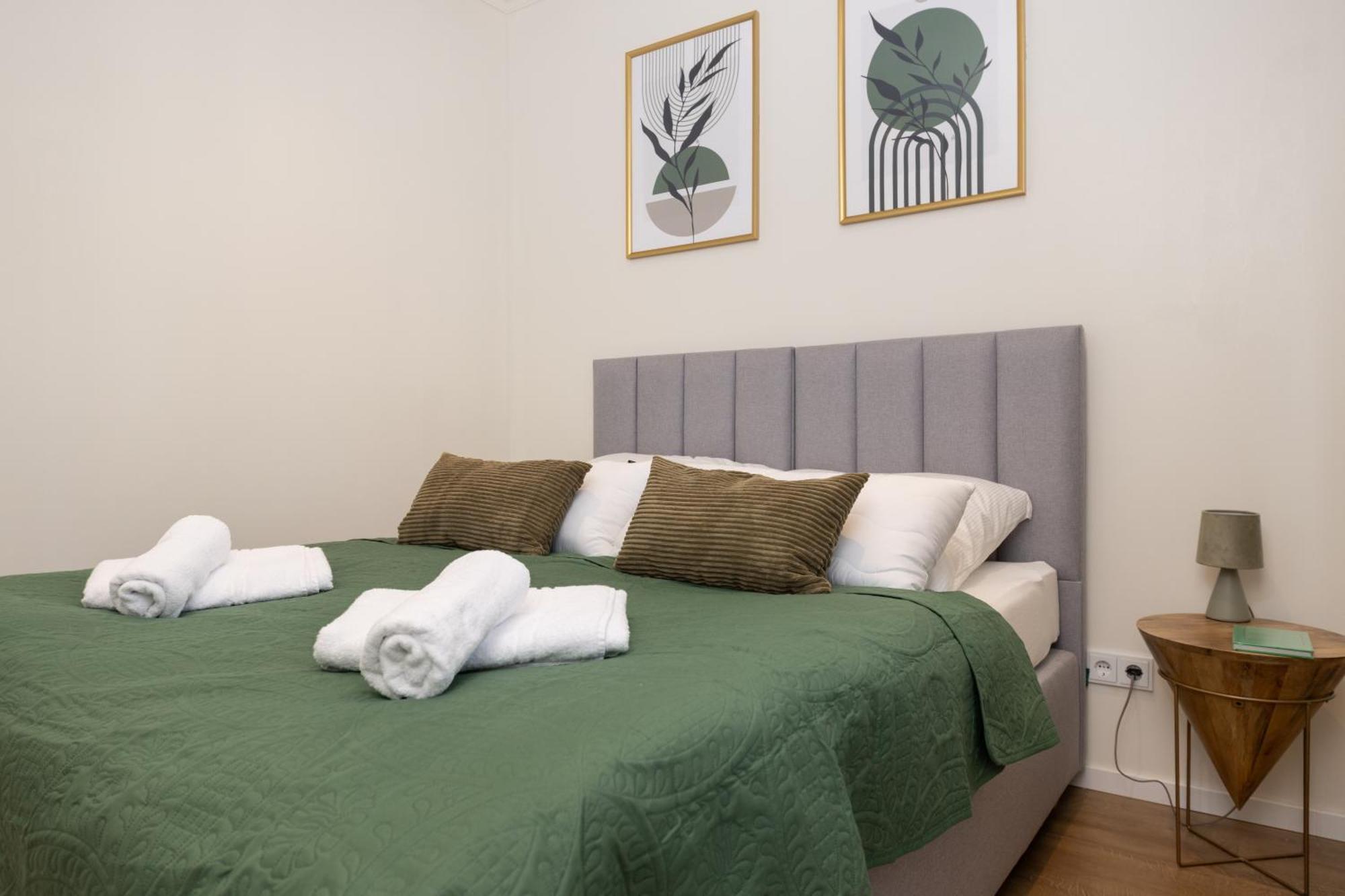 Apartment 120sqm & 5-room Luxury With 2 Bathrooms Berlin