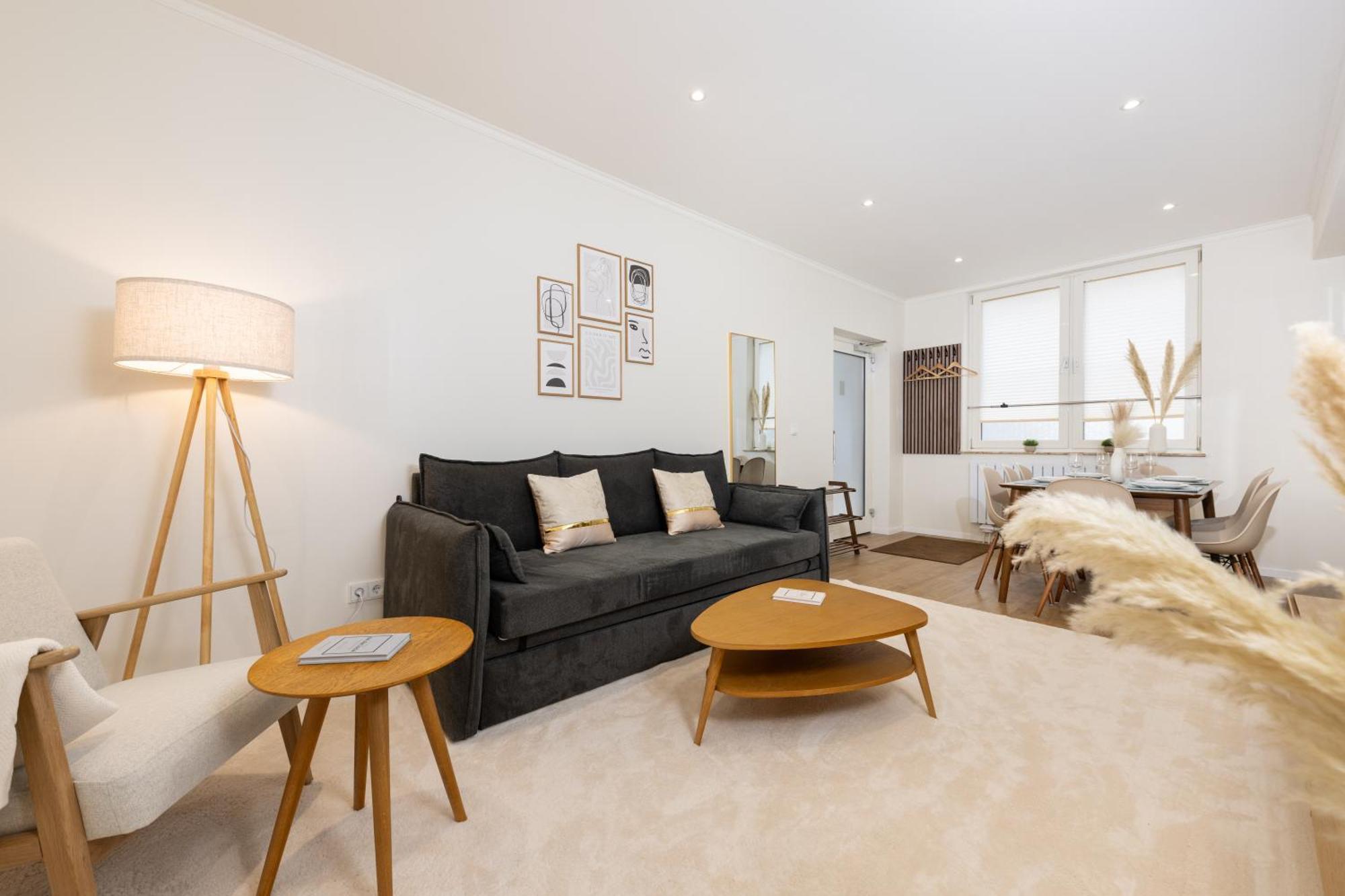 120sqm & 5-room Luxury With 2 Bathrooms Berlin