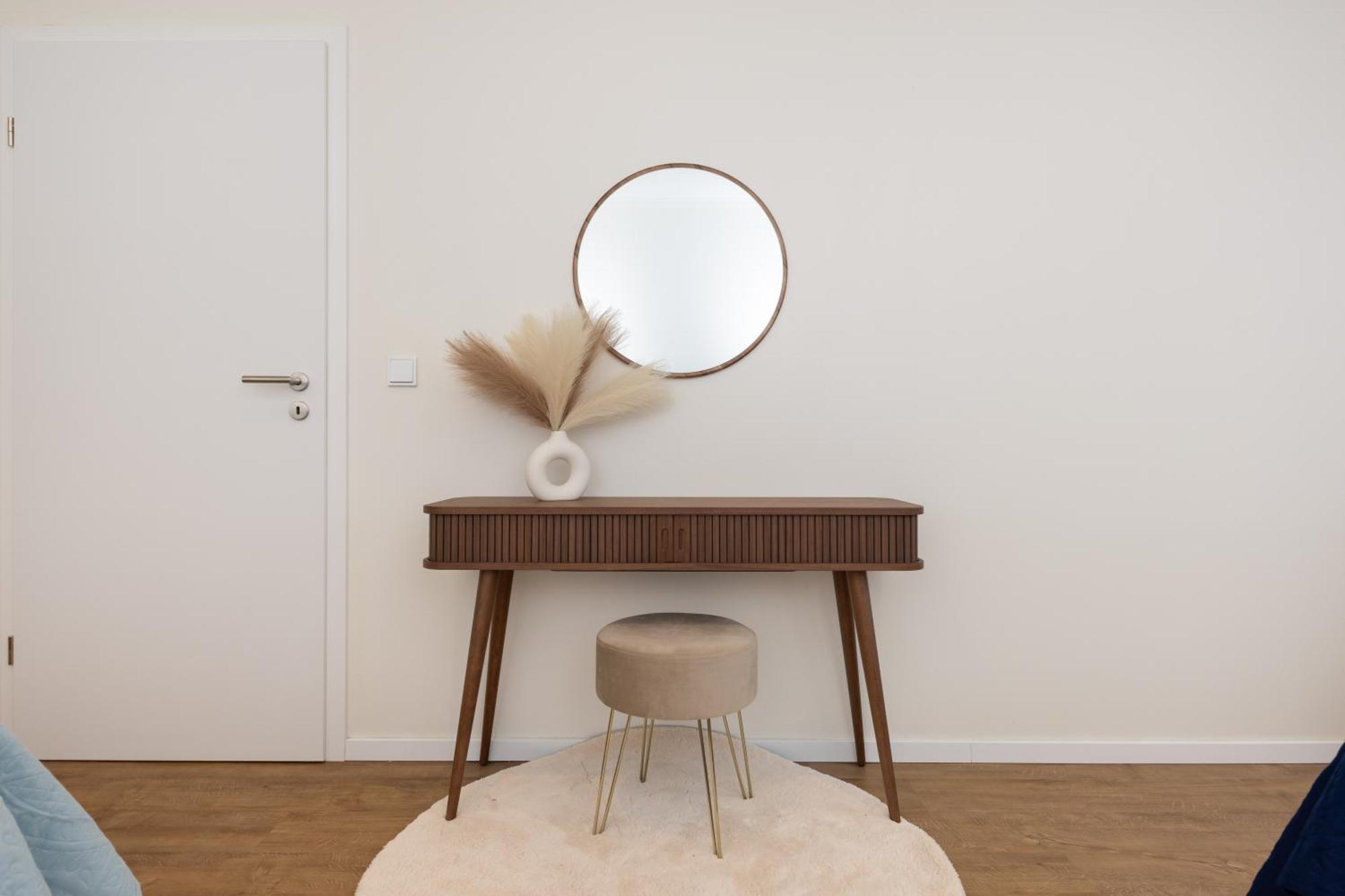 120sqm & 5-room Luxury With 2 Bathrooms Berlin