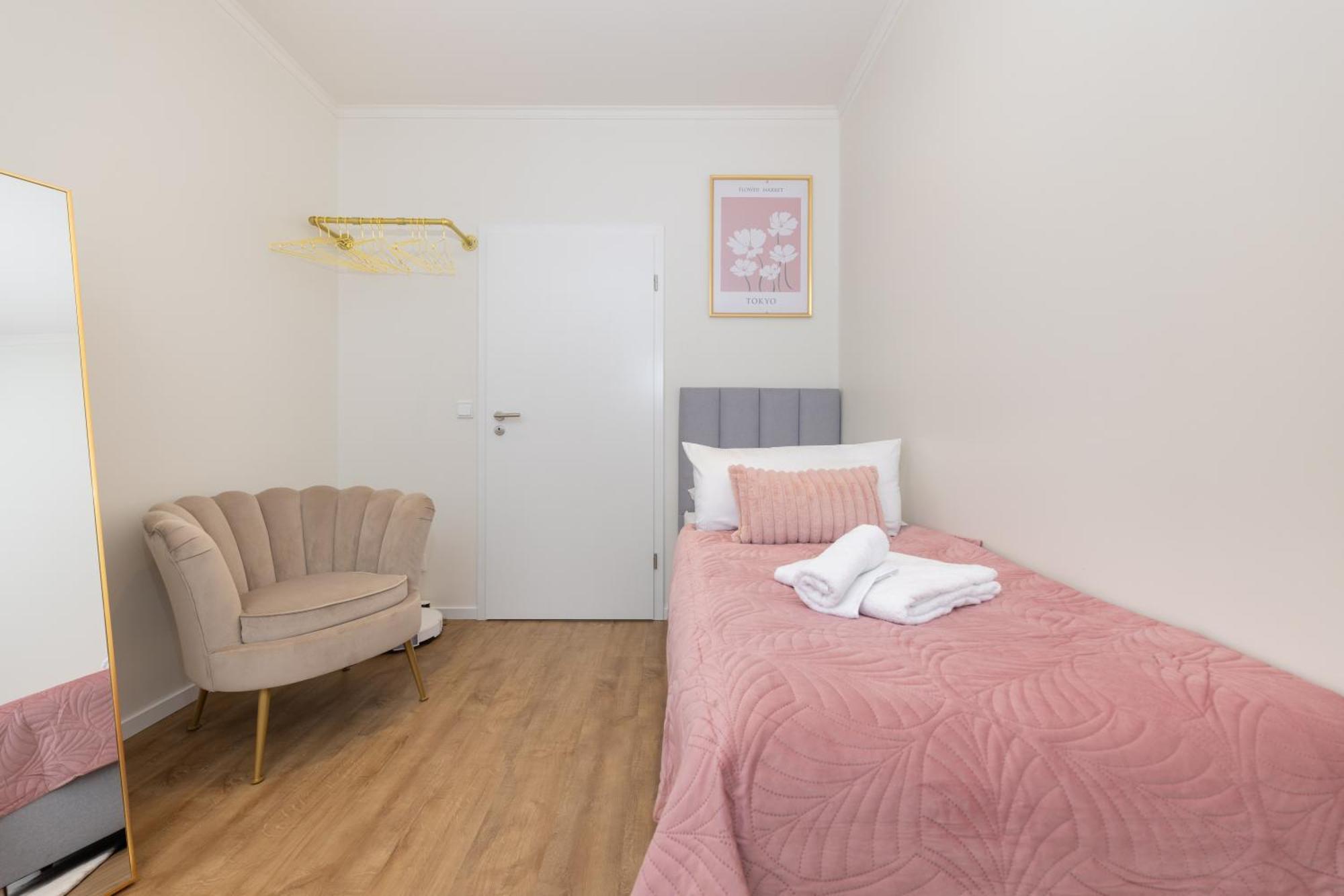 Apartment 120sqm & 5-room Luxury With 2 Bathrooms Berlin